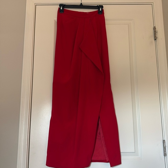 Belle Badgley Mischka Red Skirt - Picture 1 of 8